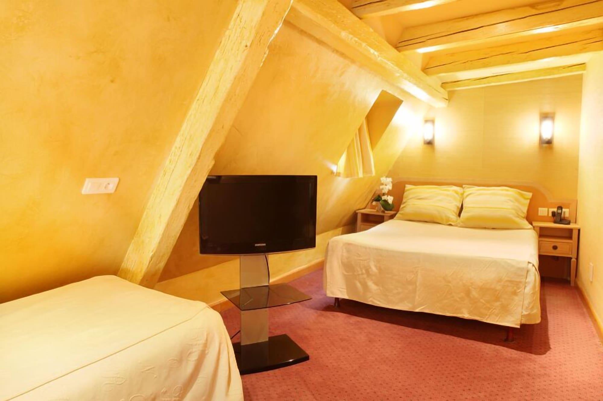 Hotel Cathedrale Strasbourg Bagian luar foto