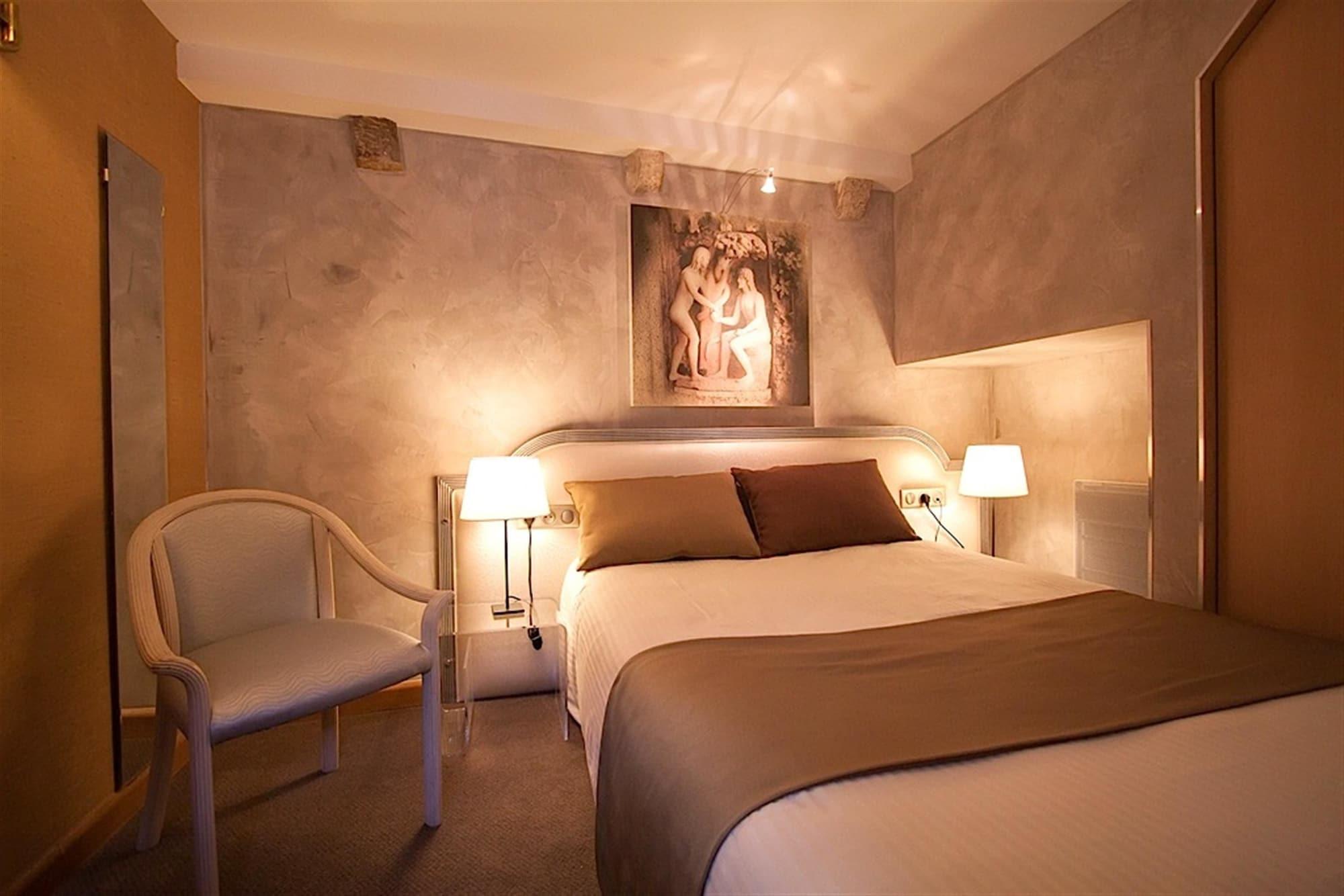Hotel Cathedrale Strasbourg Bagian luar foto